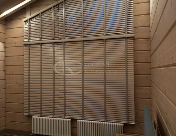 Портфолио жалюзи на треугольные окна