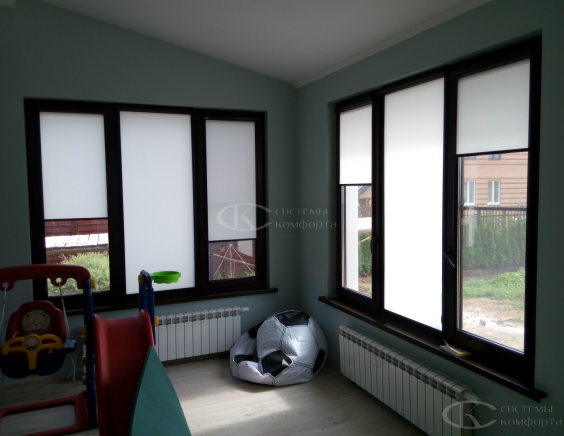 Портфолио Рулонные шторы без сверления