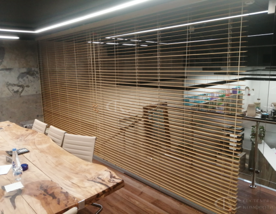 Бамбуковые жалюзи в комнату